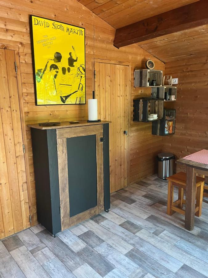 Les Petits Chalets De Dudu La Voulte-sur-Rhone Zewnętrze zdjęcie