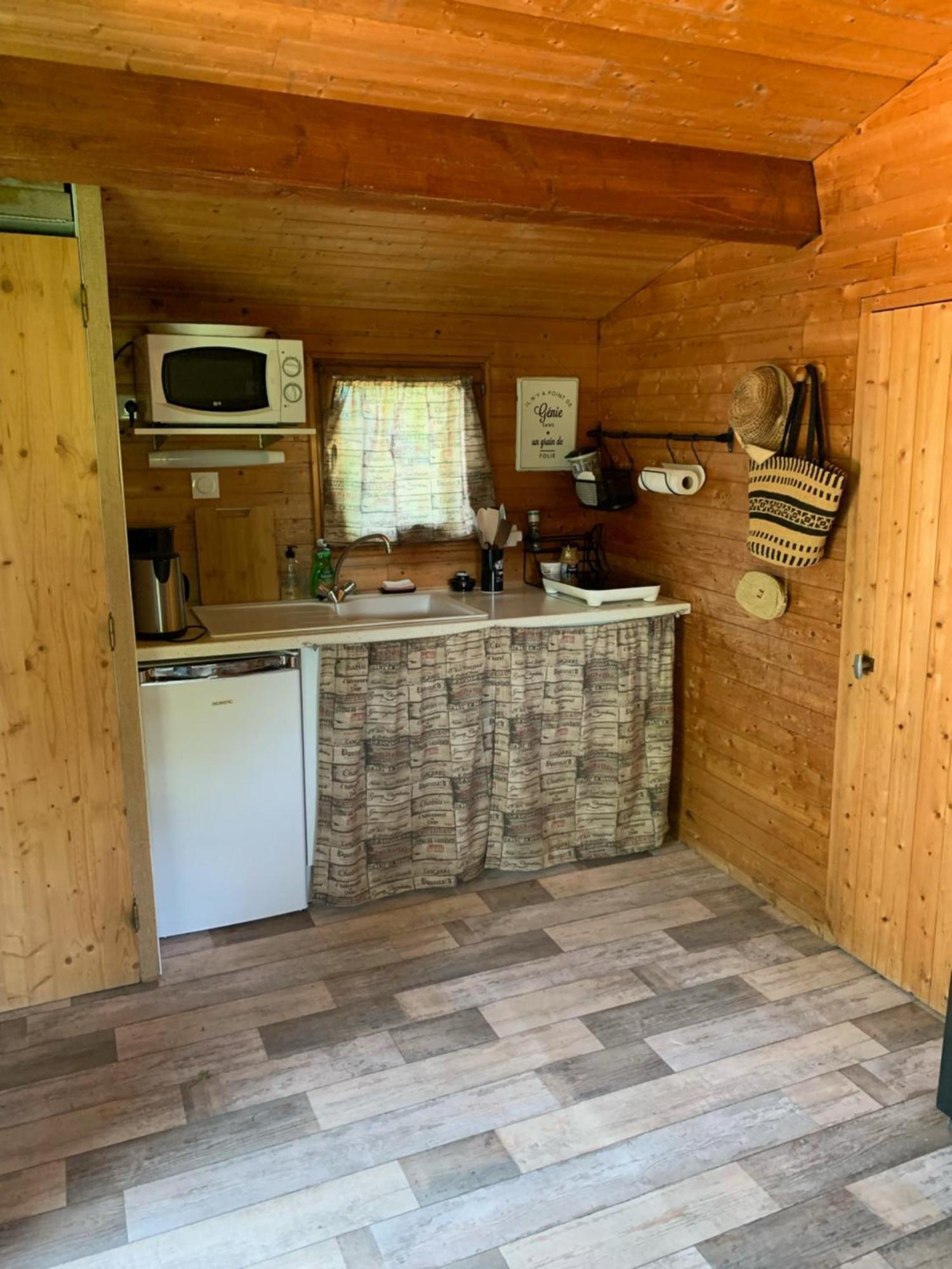 Les Petits Chalets De Dudu La Voulte-sur-Rhone Zewnętrze zdjęcie